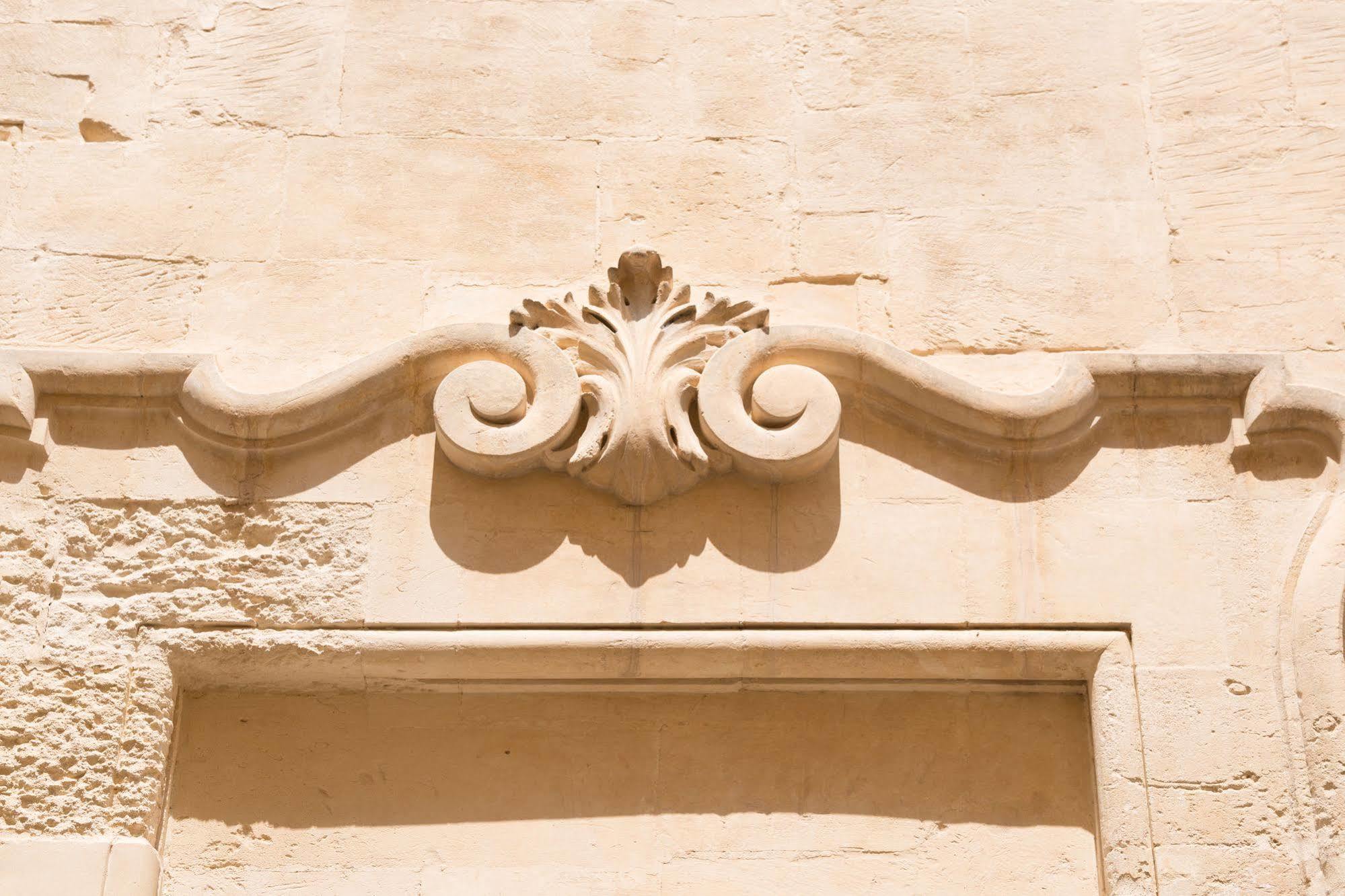 Gatto Bianco La Dimora Storica Bed & Breakfast Lecce Exterior photo